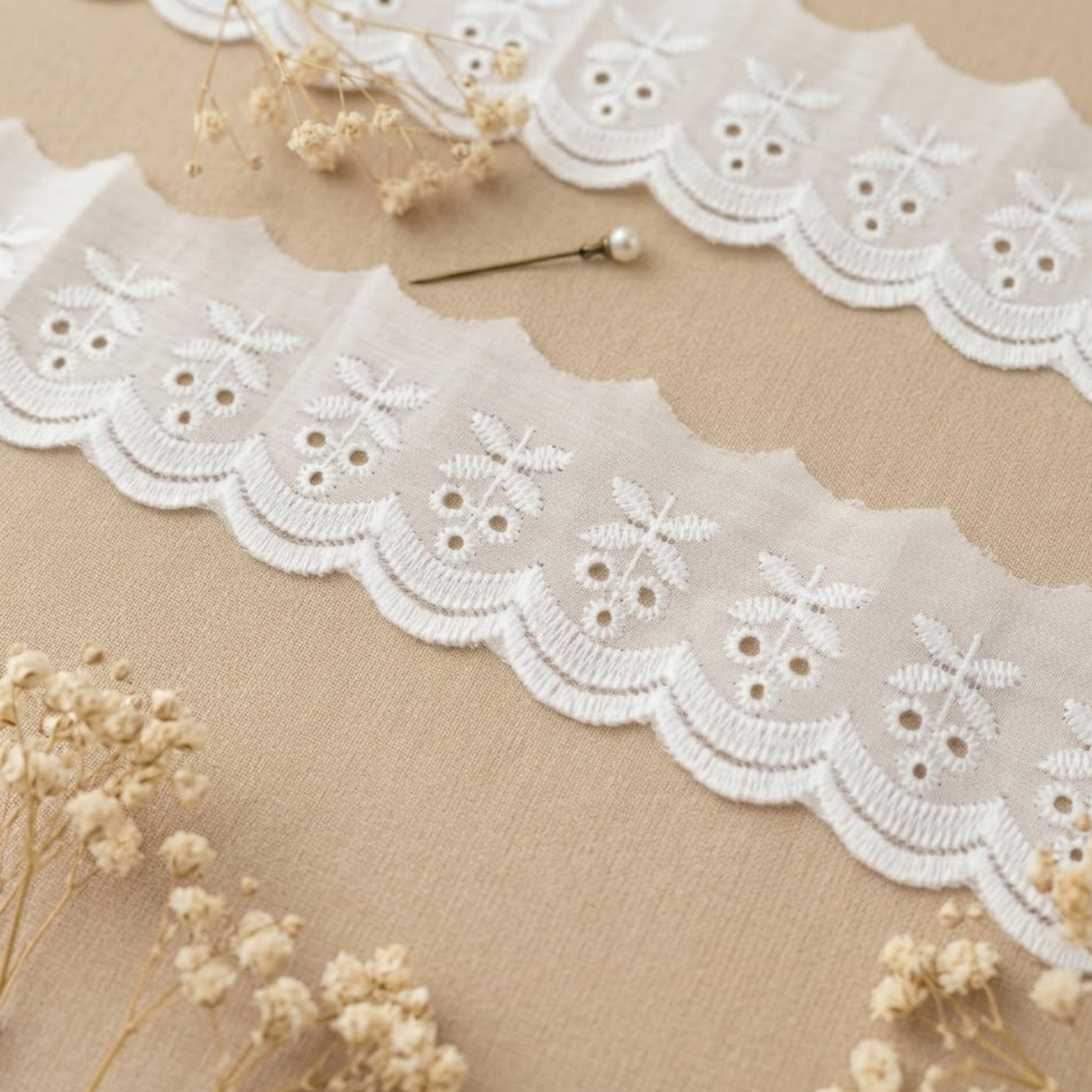 BRODERIE