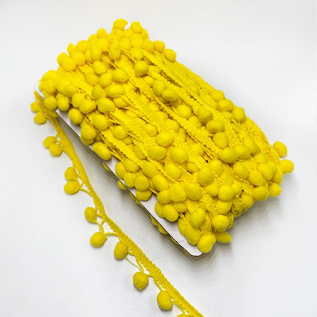 Pompom Amarillo #10